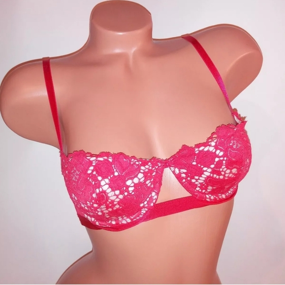 Victoria's Secret Other - Victoria's Secret Bra